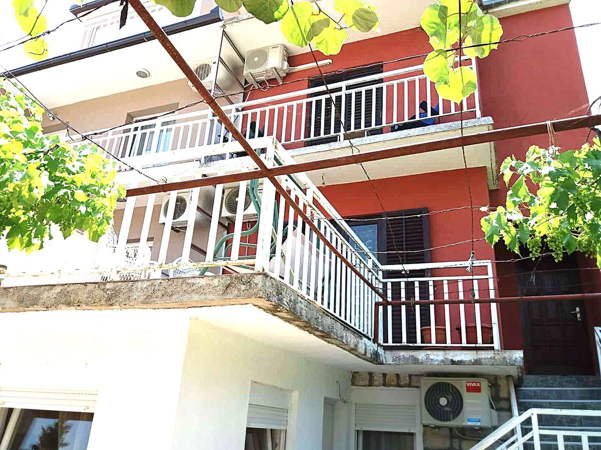 Apartments Lord Trebinje Exteriör bild